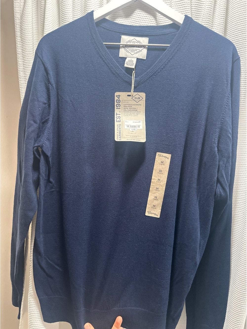(2)St. John's Bay Men's Cotton Cashmere V-Neck Sweater Medium Navy Blue